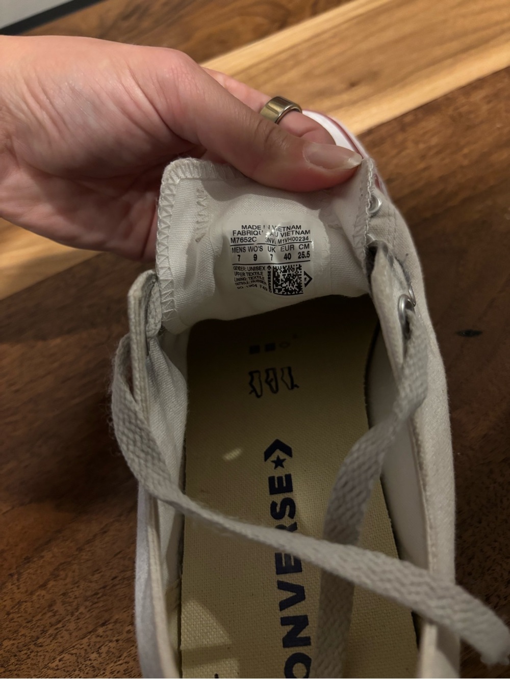 Converse Low-Top Sneakers